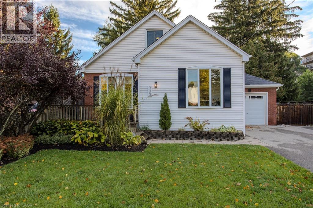 333 St Paul St, Burlington, ON L7R 3K9