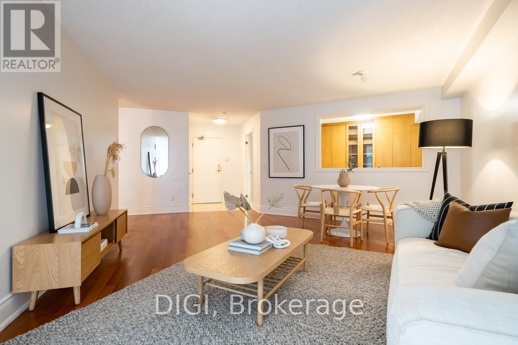 406 75 York Mills Rd, Toronto, ON M2P 2E7