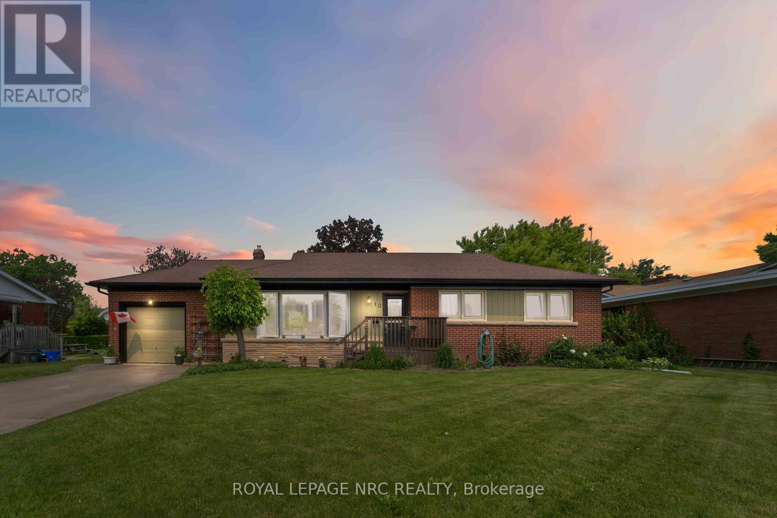 10 Riverview Blvd, St. Catharines Glendaleglenridge, ON L2T 3L6