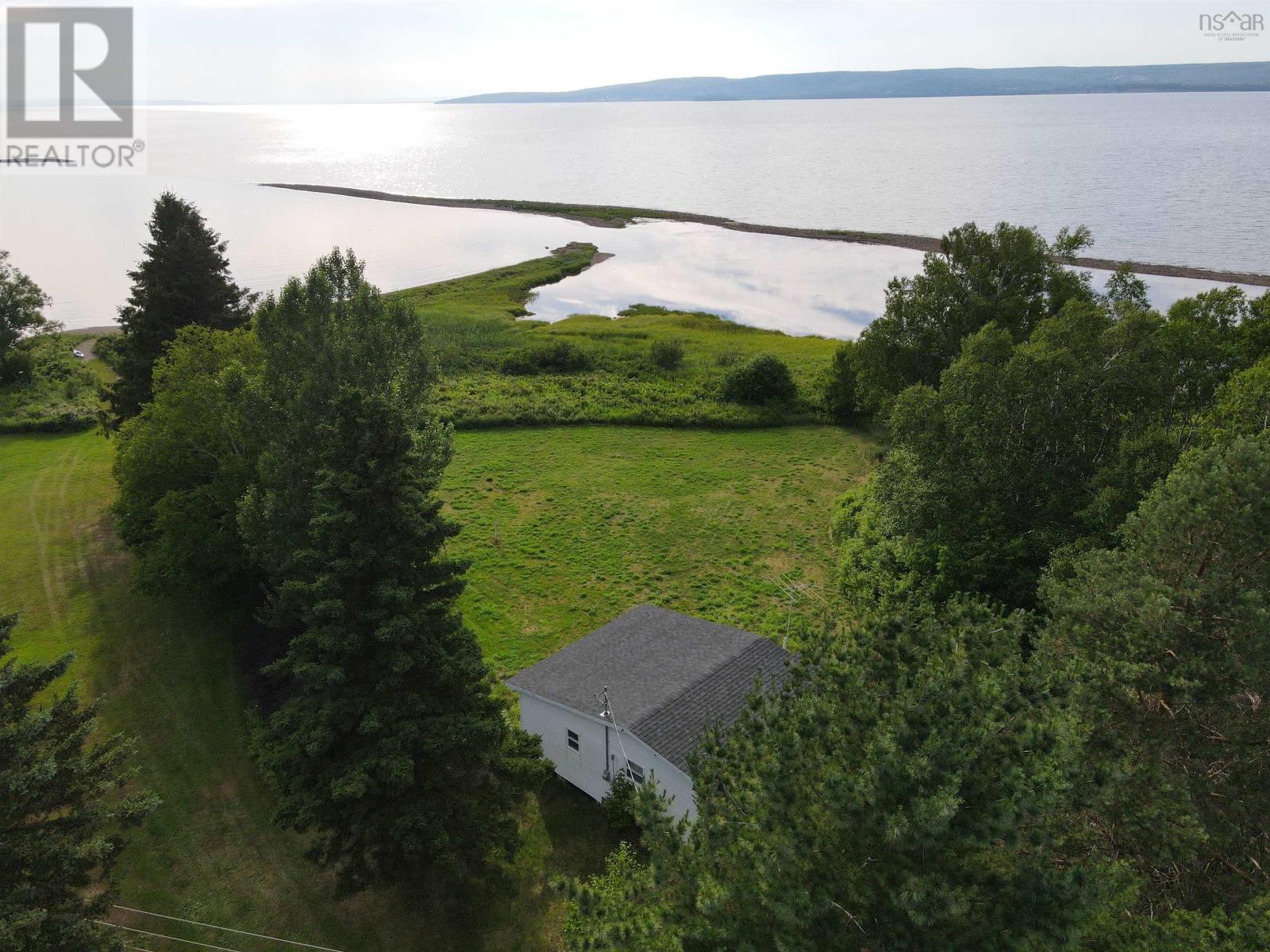 8356 E Bay Hwy, Big Pond, NS B1J 1Z6