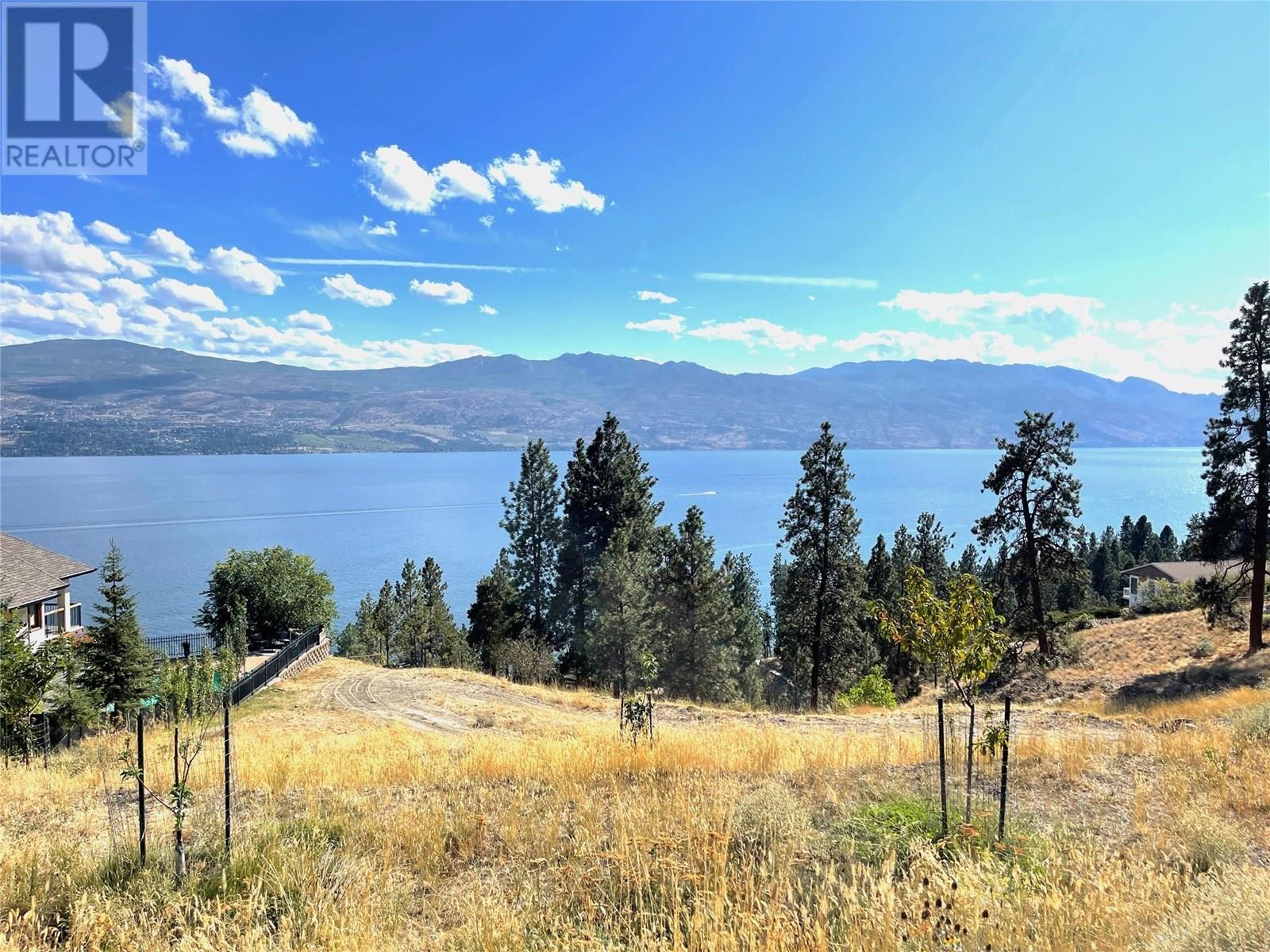 3270 King Rd, West Kelowna, BC V1Z 2B5