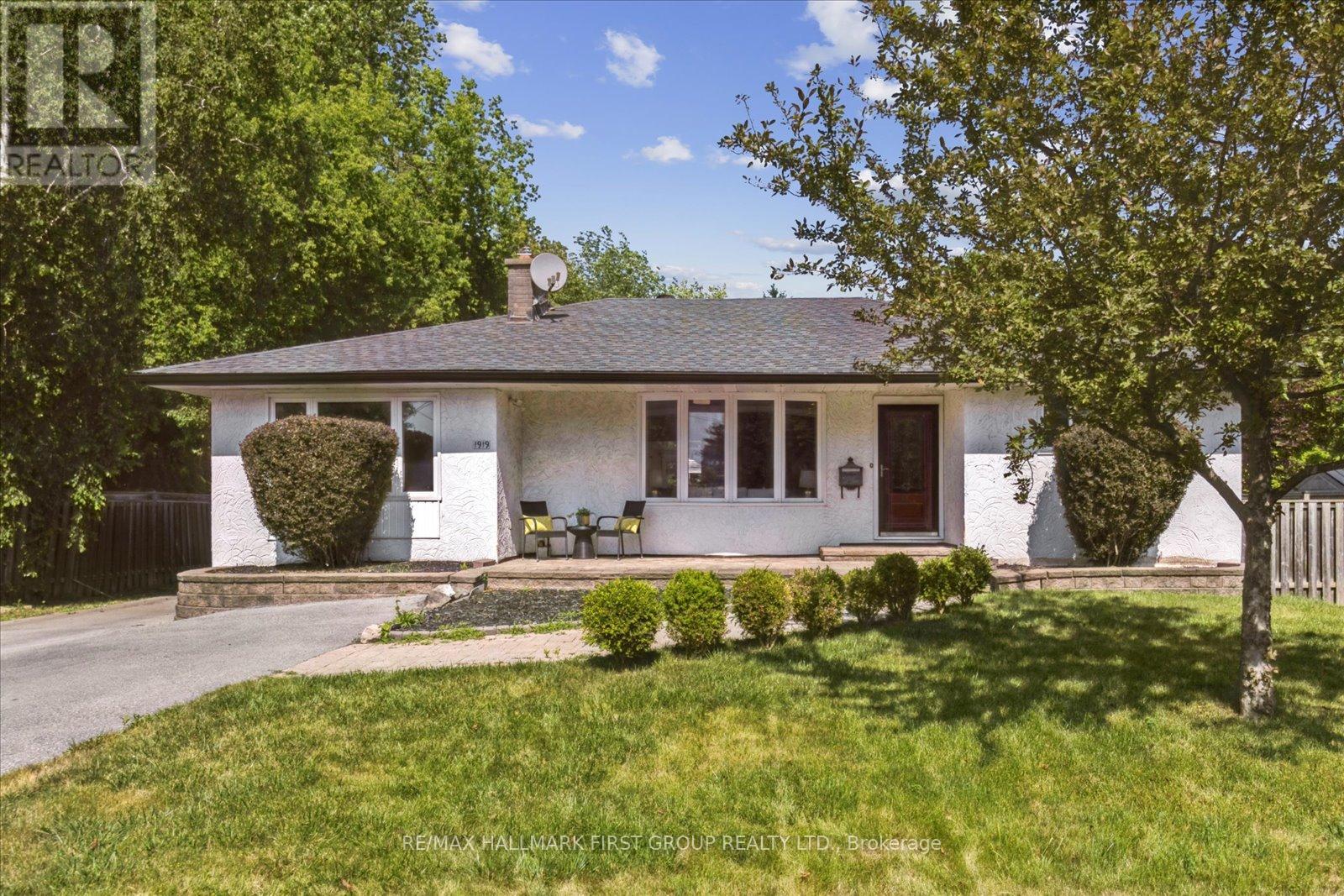 1919 Glenview Rd, Pickering, ON L1V 1W9