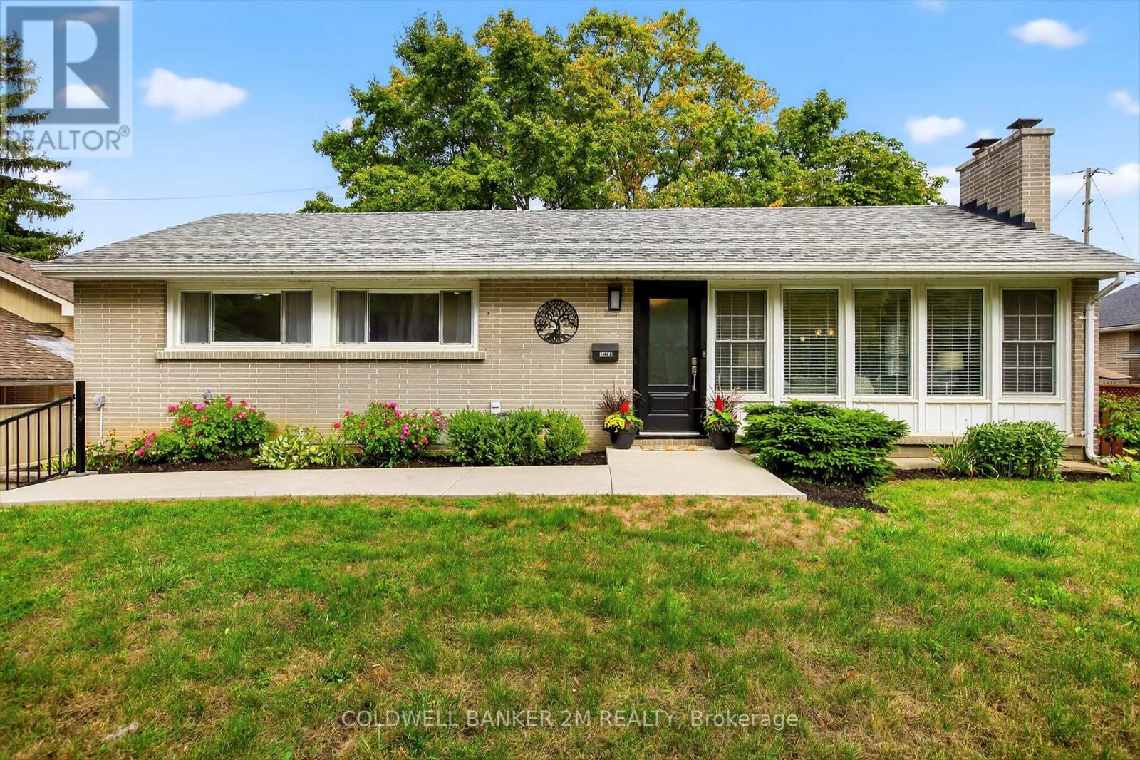 1446 Westbrook Dr Ward 2 Dr, Peterborough, ON K9J 6R4
