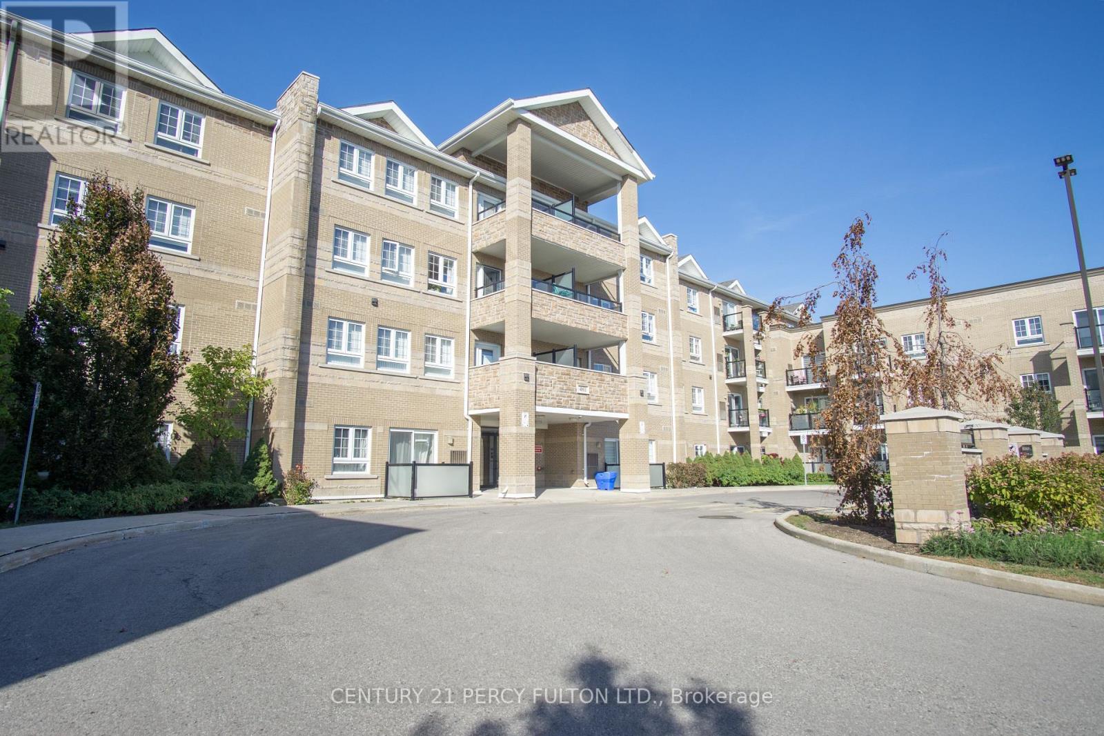 201 481 Rupert Ave, Whitchurch-Stouffville, ON L4A 1Y7
