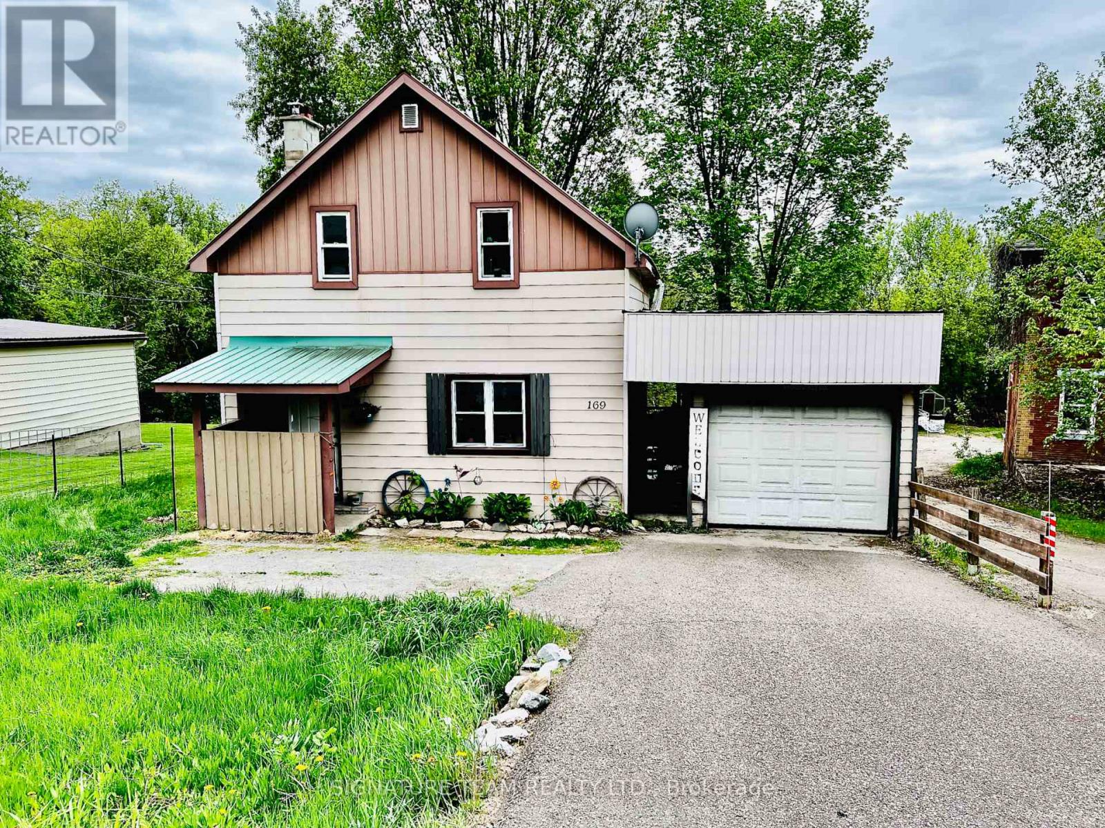 169 Bonnechere St E, Bonnechere Valley, ON K0J 1T0