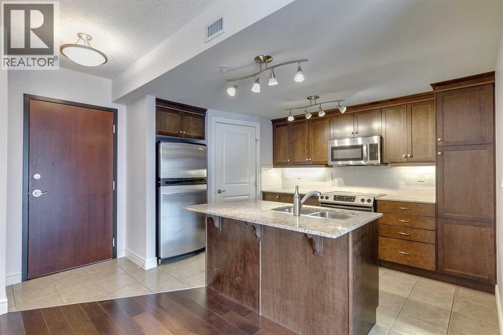 910 5 Avenue Sw Unit 1706, Calgary, AB T2P 0C3