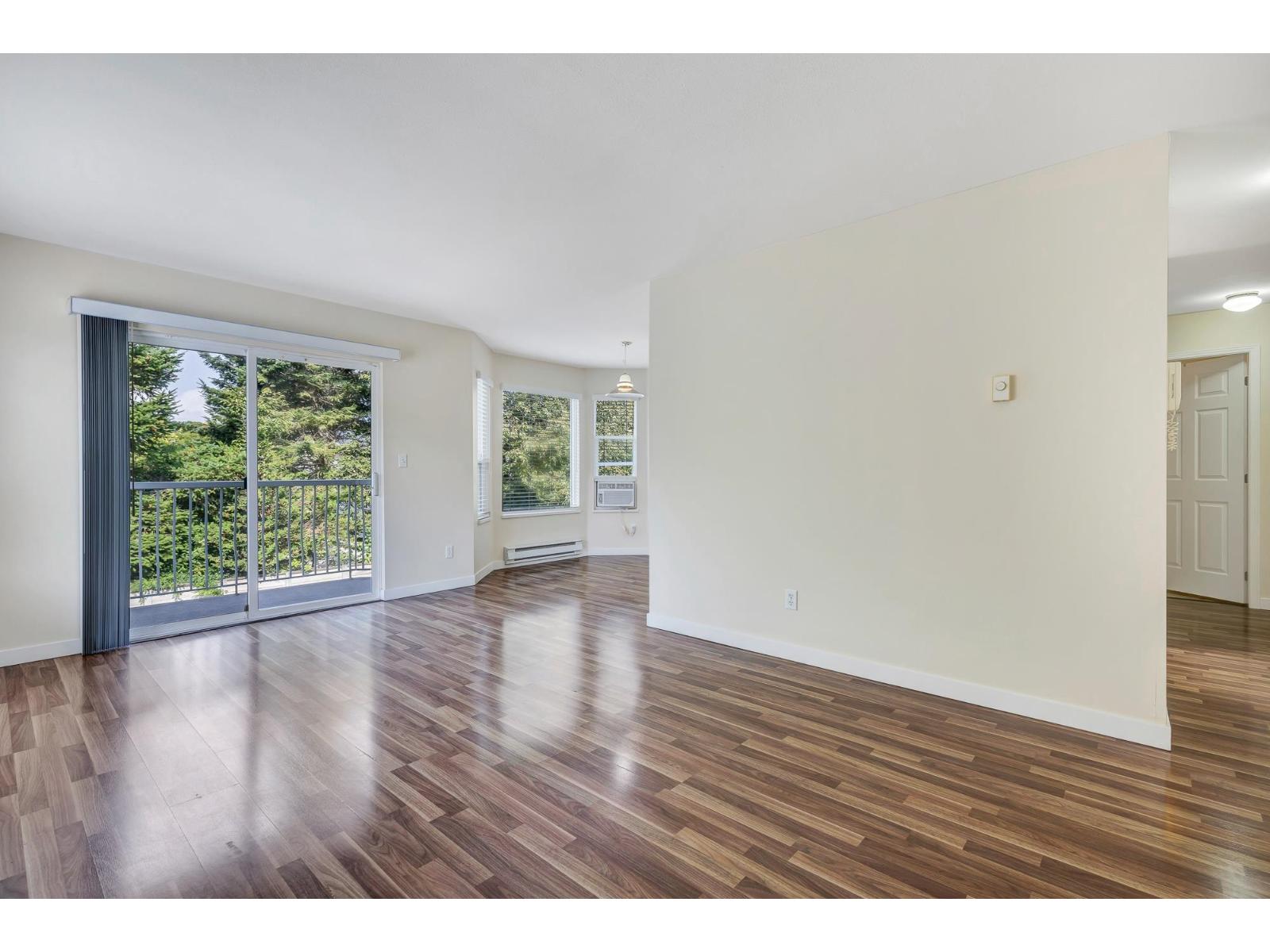 45222 Watson Roadgarrison Crossing Unit 209, Chilliwack, BC V2R 3J4
