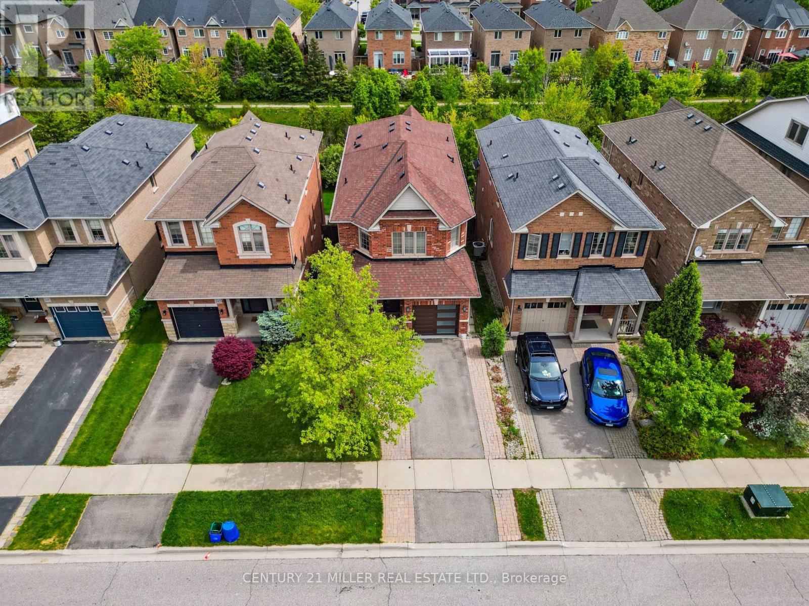 2139 Fiddlers Way, Oakville, ON L6M 0M5