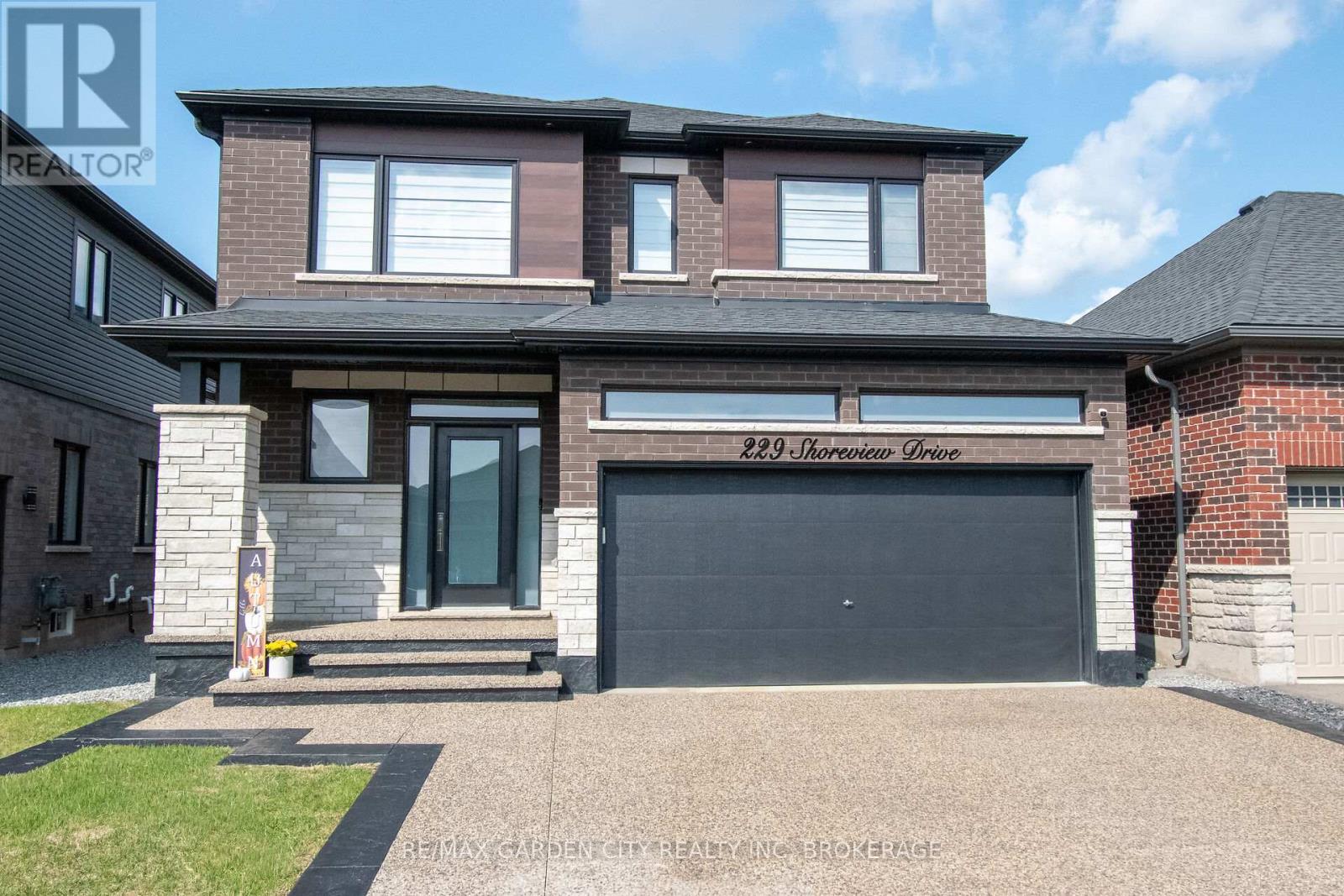 229 Shoreview Dr, Welland, ON L3B 0H3