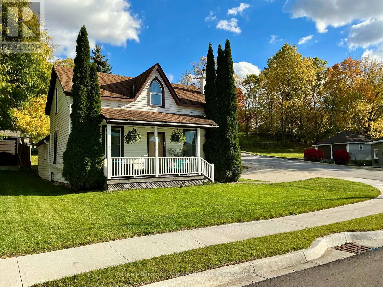 297 Wellington St S, St. Marys, ON N4X 1C5