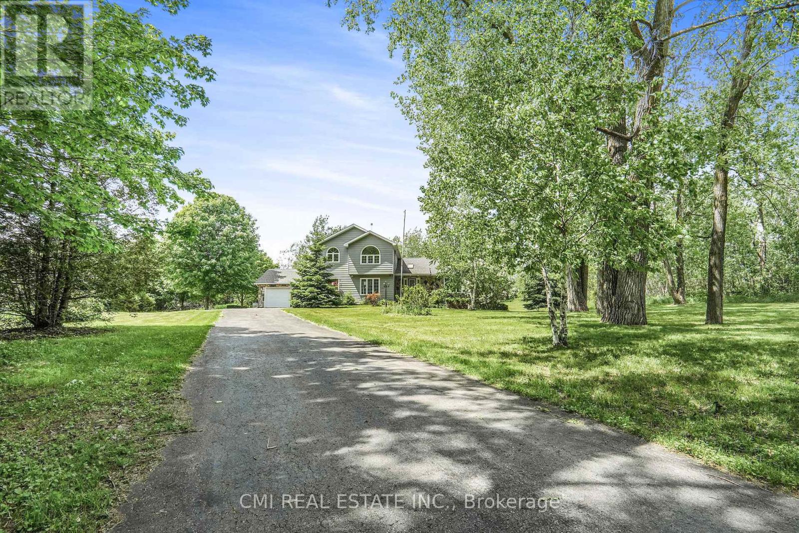22139 Beauchamps Drive, South Glengarry, ON K0C 1Z0 MLS X8391374