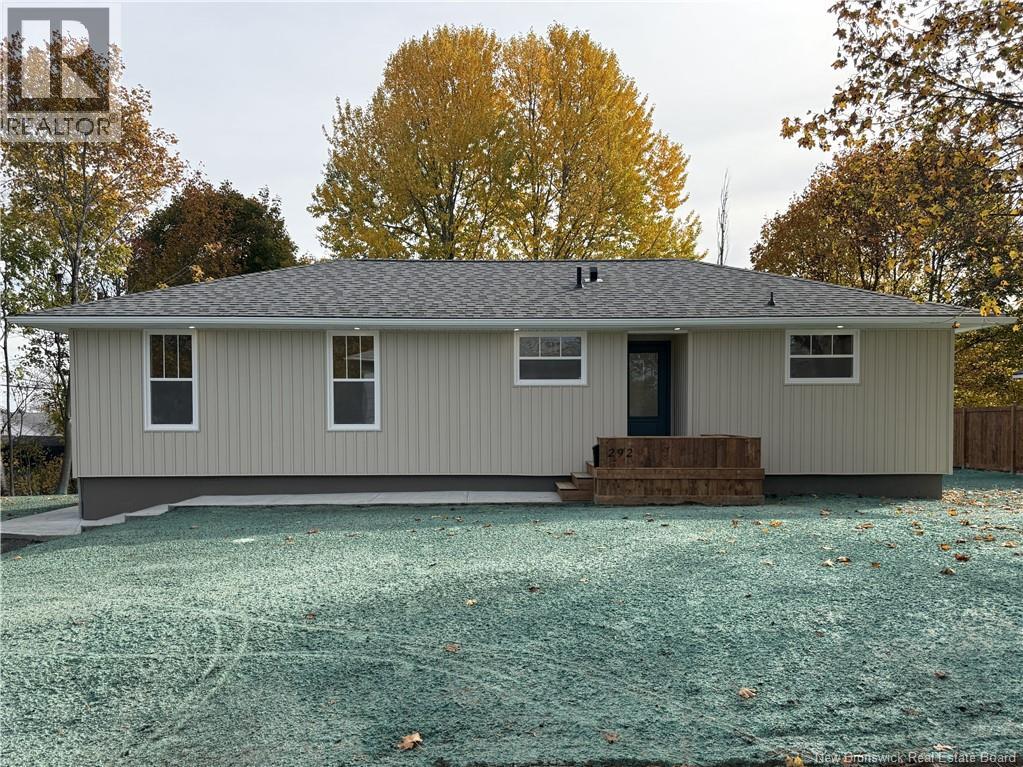 292 Beechwood Dr, Miramichi, NB E1V 1C9