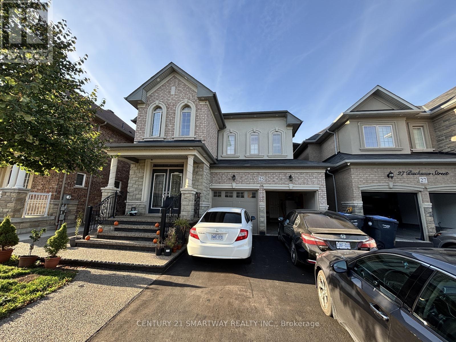 25 Bucksaw St, Brampton, ON L7A 0G4