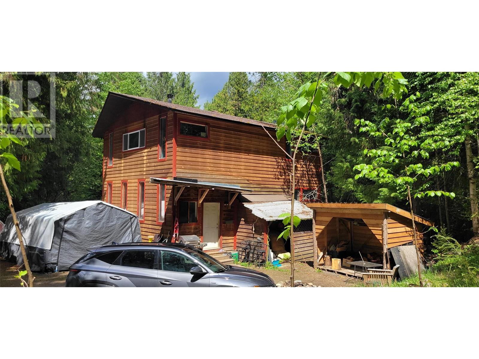 6 Highway Unit 4820, Winlaw, BC V0G 2J0