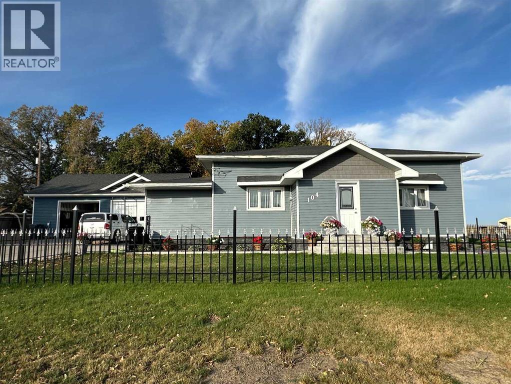 104 Chapman Ave, Grassy Lake, AB T0K 0Z0