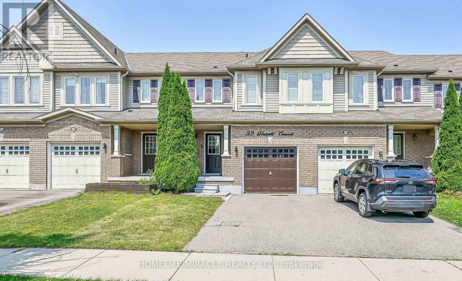 39 Newport Cres, Hamilton, ON L9A 0B2