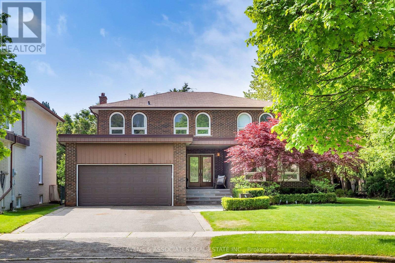 19 Holita Rd, Toronto Newtonbrook West, ON M2M 4C1