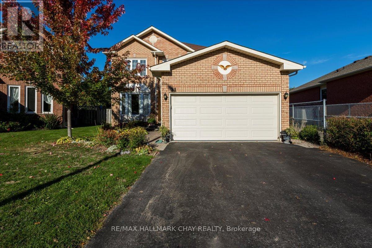 21 Barwick Dr, Barrie, ON L4N 6Z7
