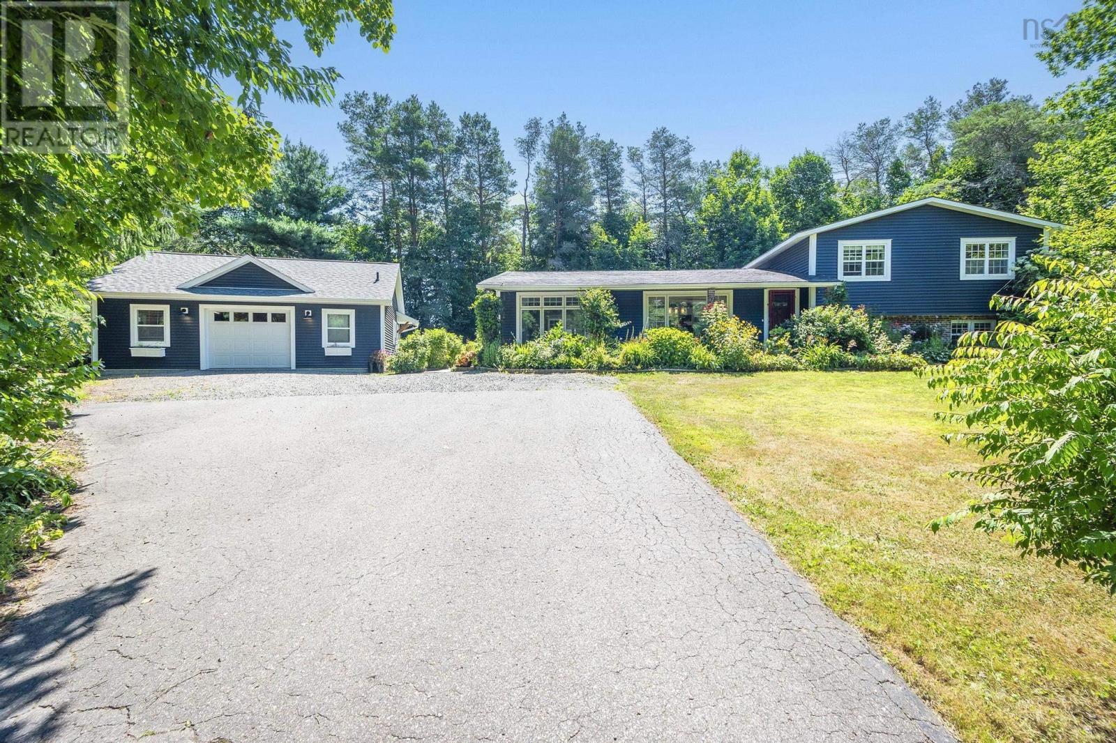 481 Falmouth Dyke Rd, Falmouth, NS B0P 1P0
