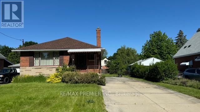 42 Gailmont Dr, Hamilton, ON L8K 4B3