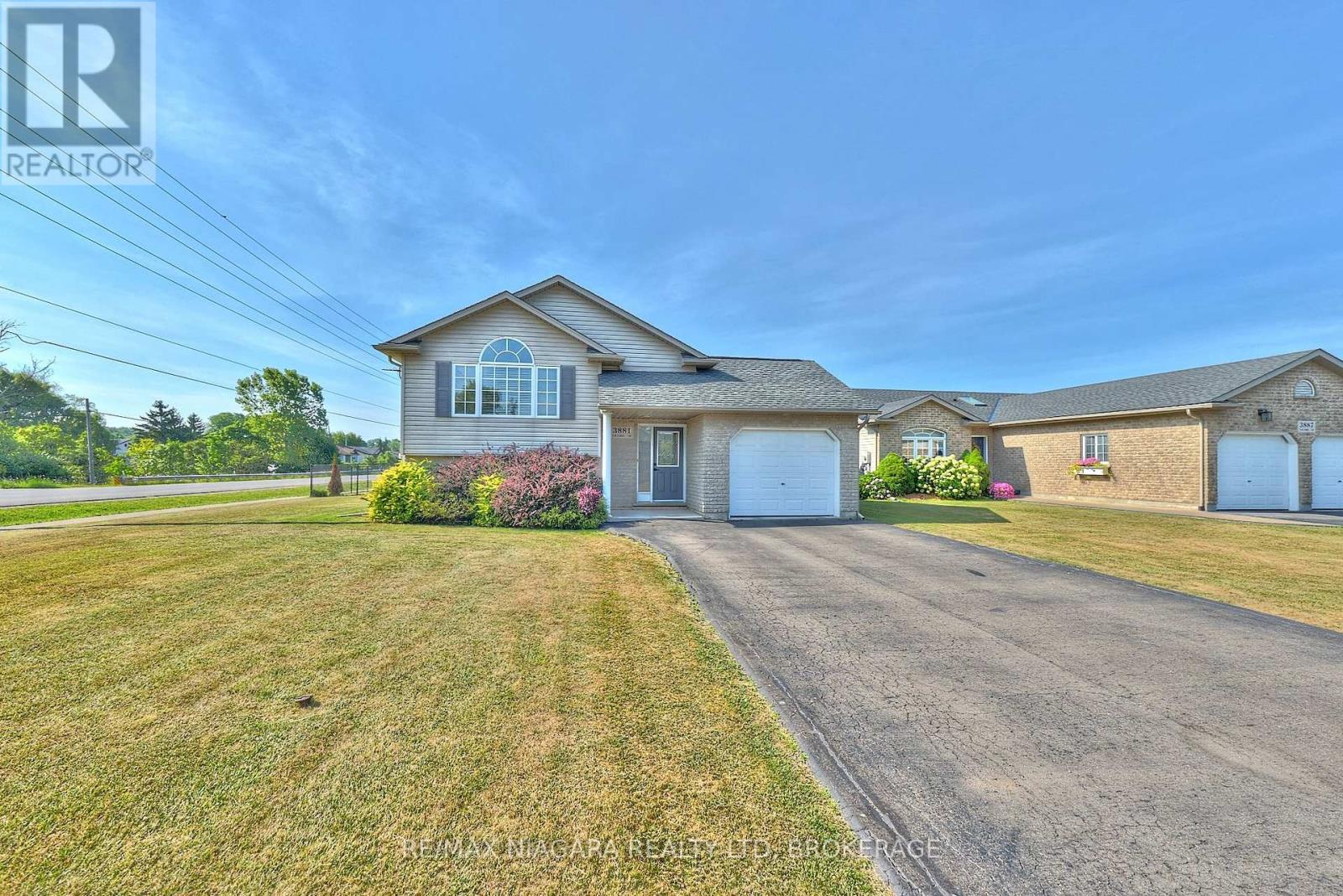 3881 Christina Ct, Fort Erie, ON L0S 1N0