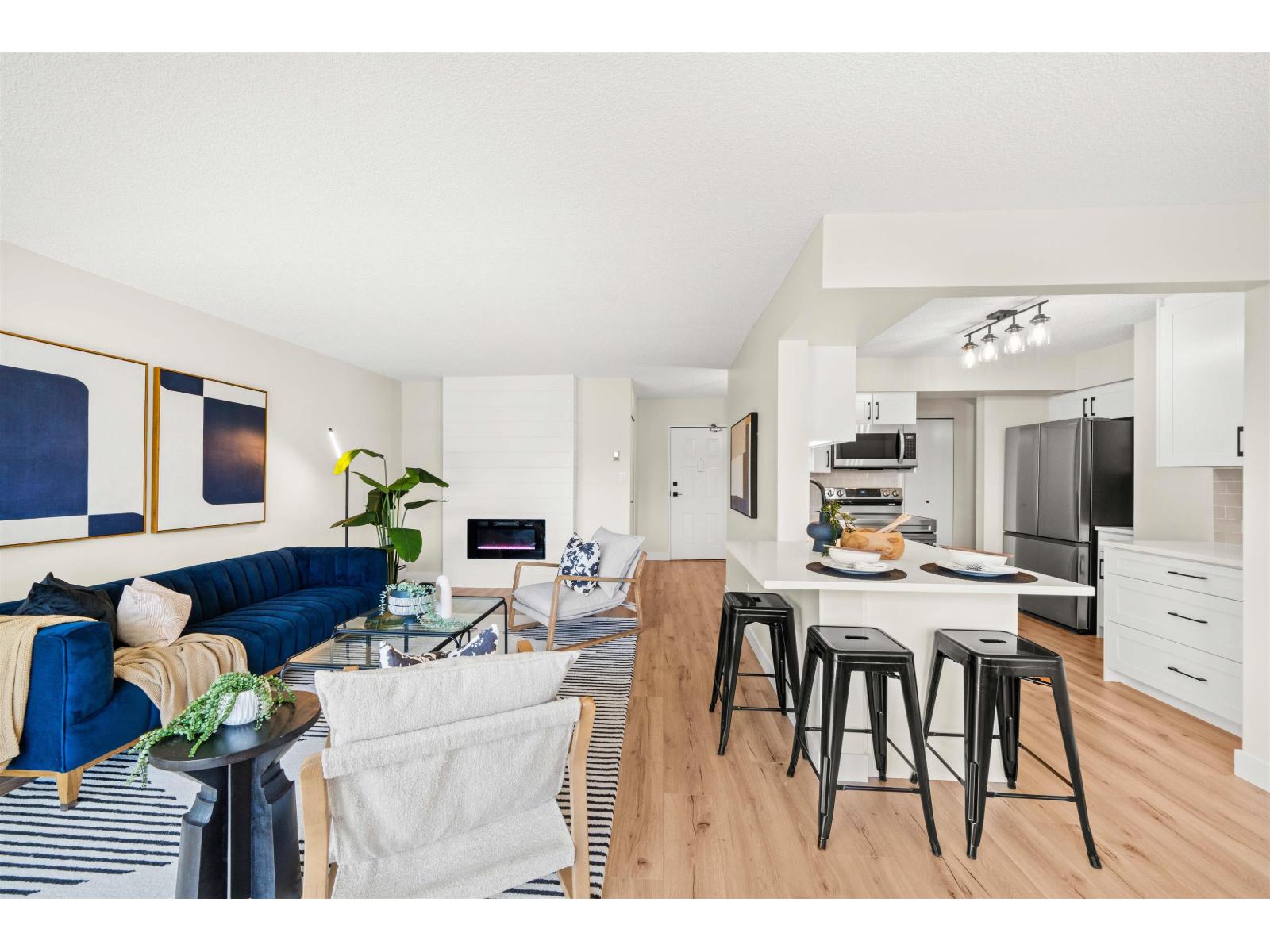 31955 Old Yale Road Unit 219, Abbotsford, BC V2T 4N1