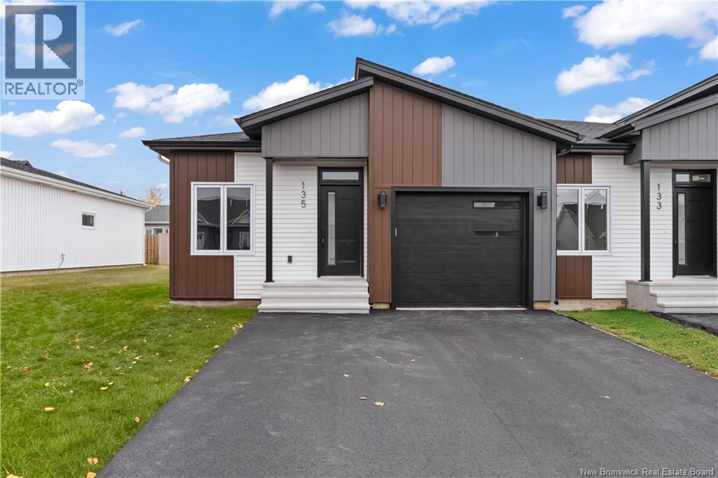 135 Monique St, Shediac, NB E4P 2M5