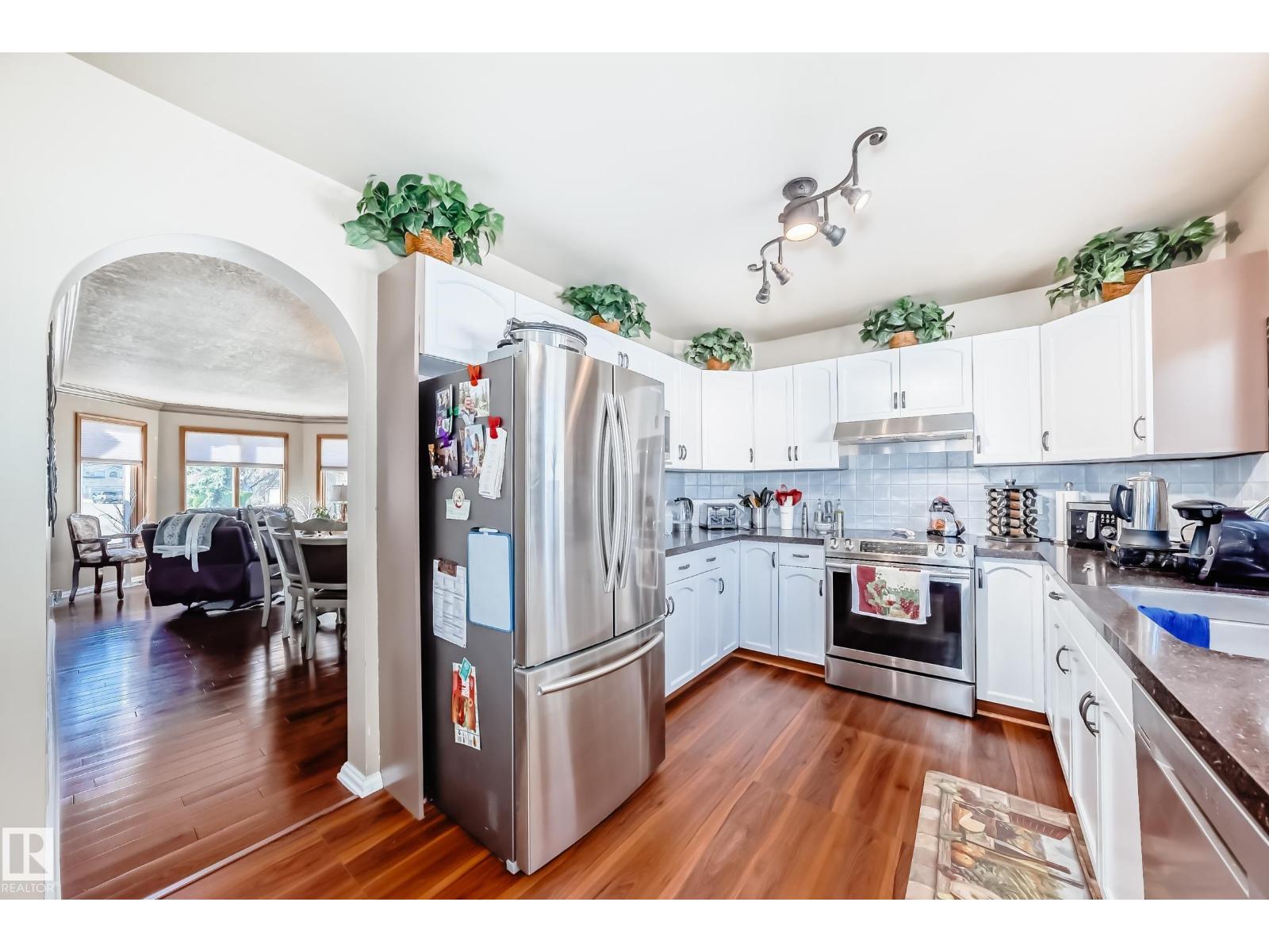 152 Av Nw Unit 6210 #c, Edmonton, AB T5A 4W6