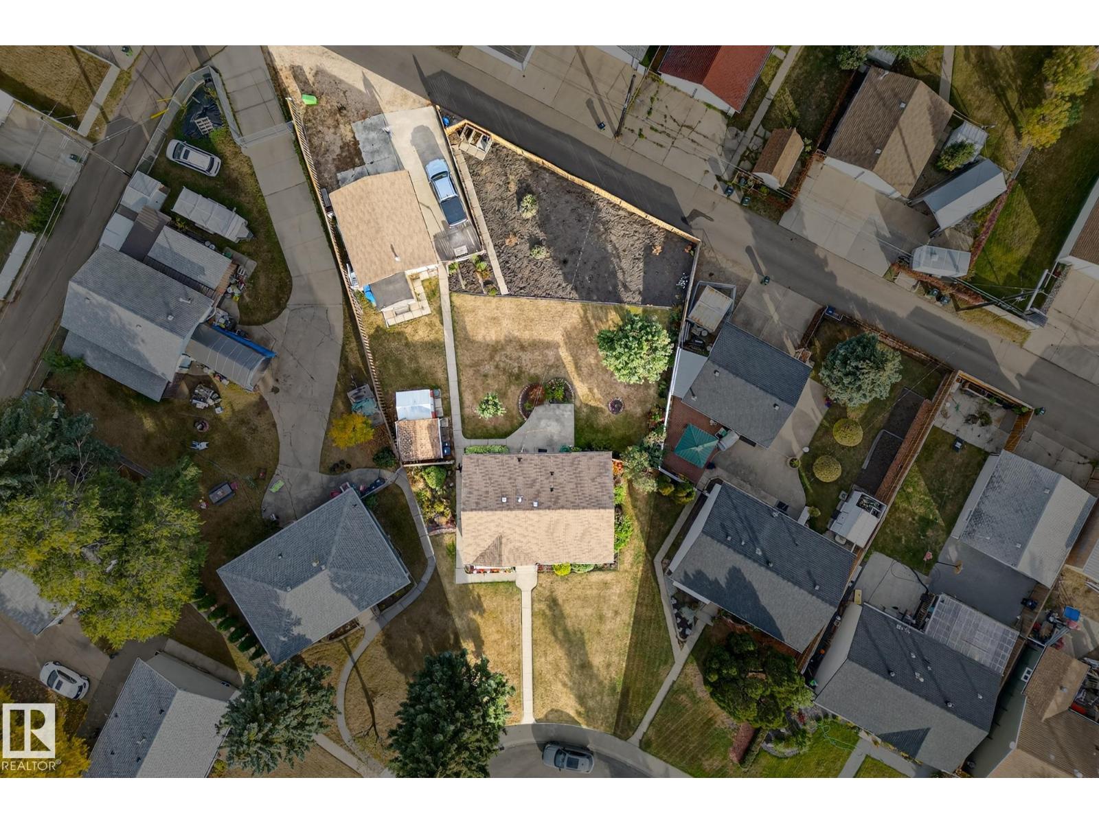136 Av Nw Unit 12236, Edmonton, AB T5L 4A6