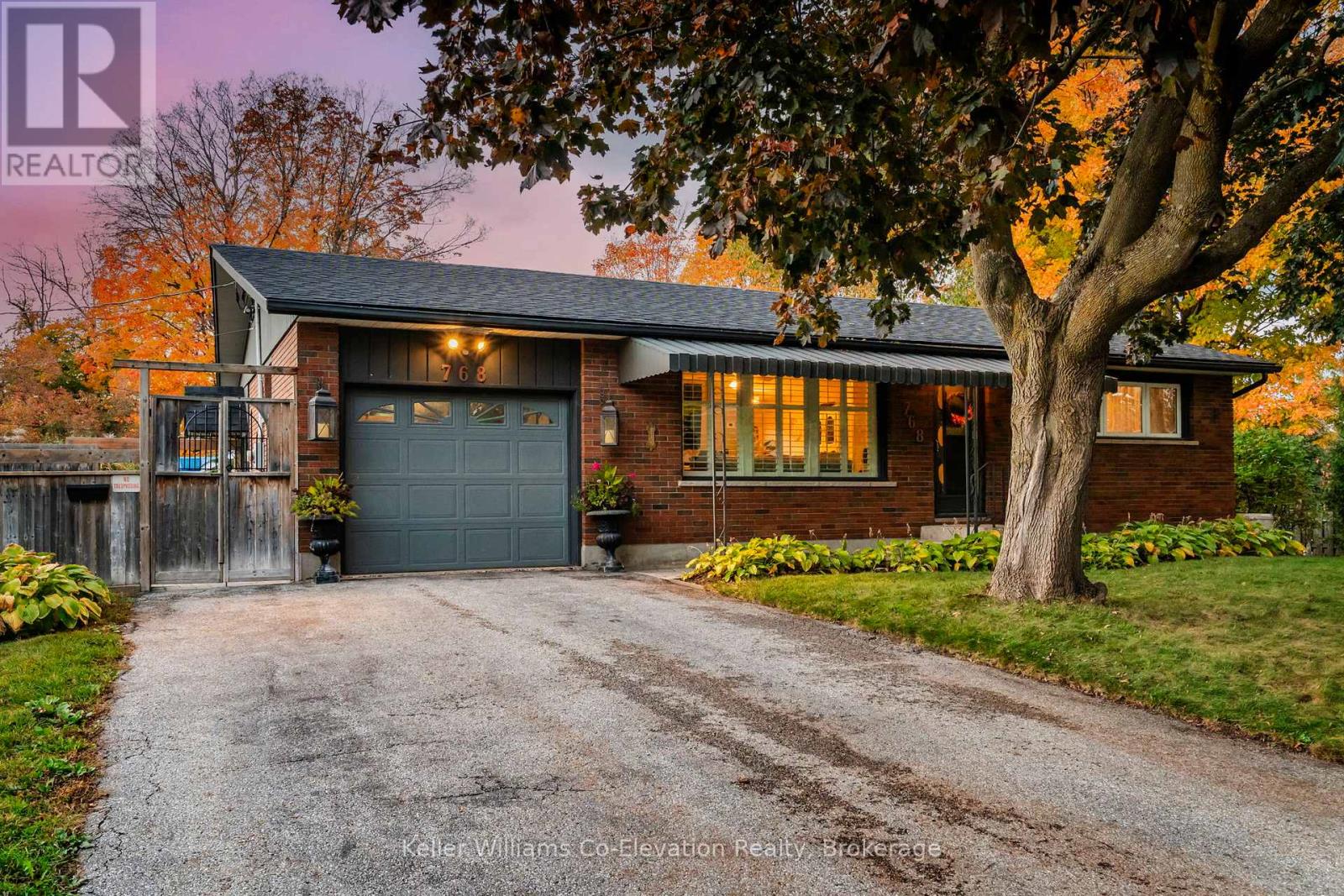 768 Bay St, Midland, ON L4R 1M4