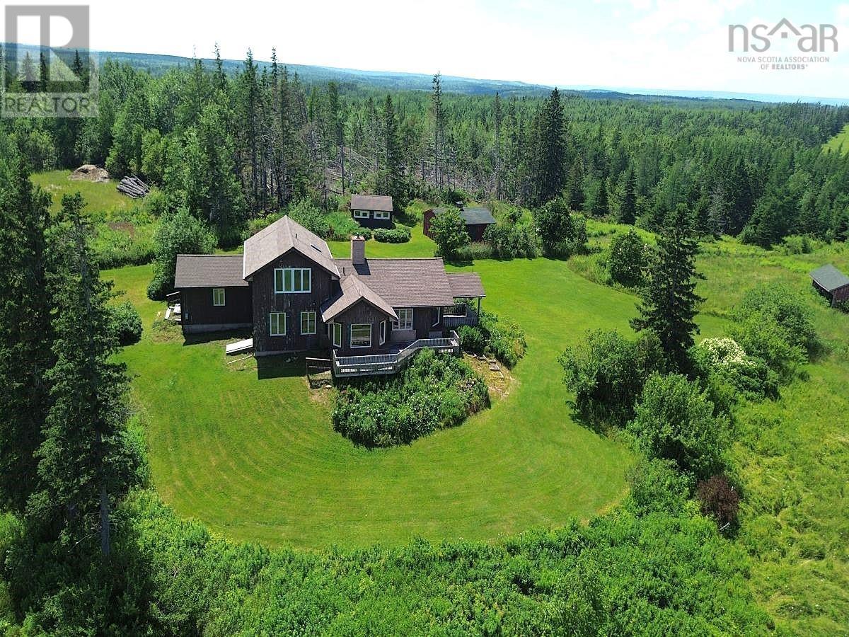 172 Melanson Rd, Antigonish, NS B2G 2L4