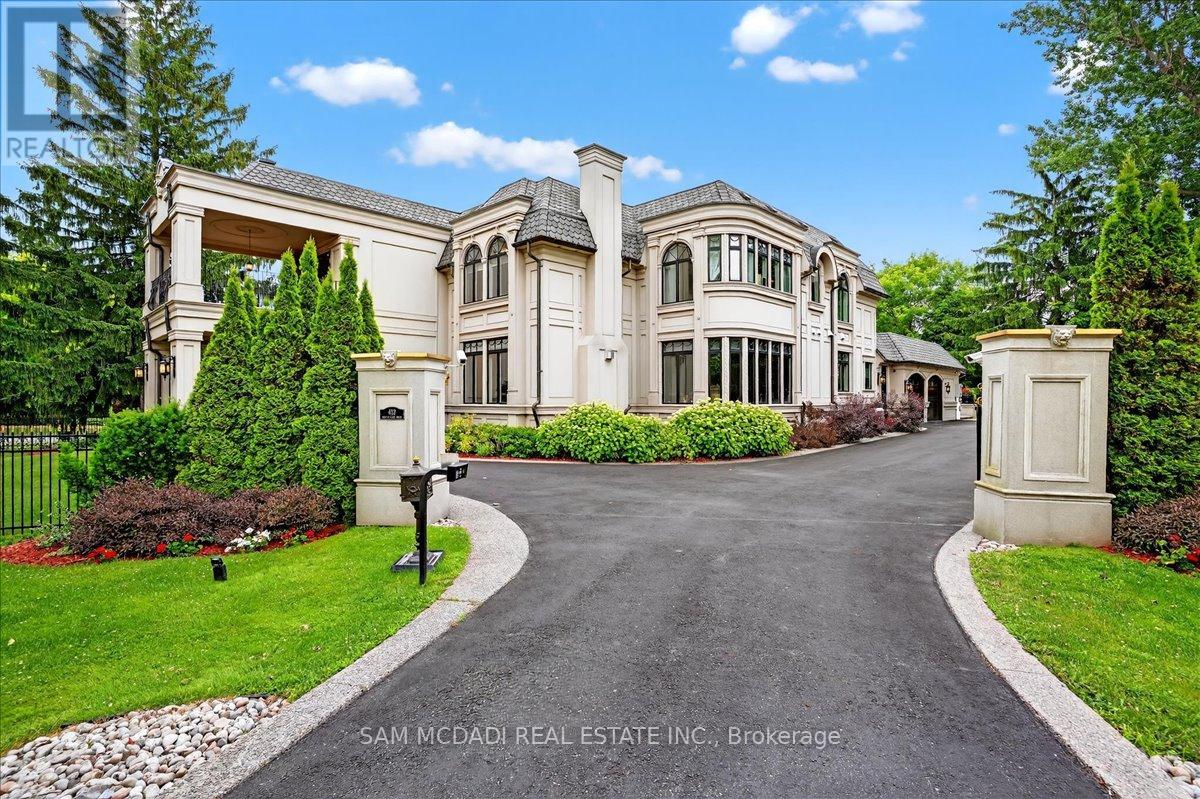 432 Bobolink Rd, Mississauga, ON L5J 2P2