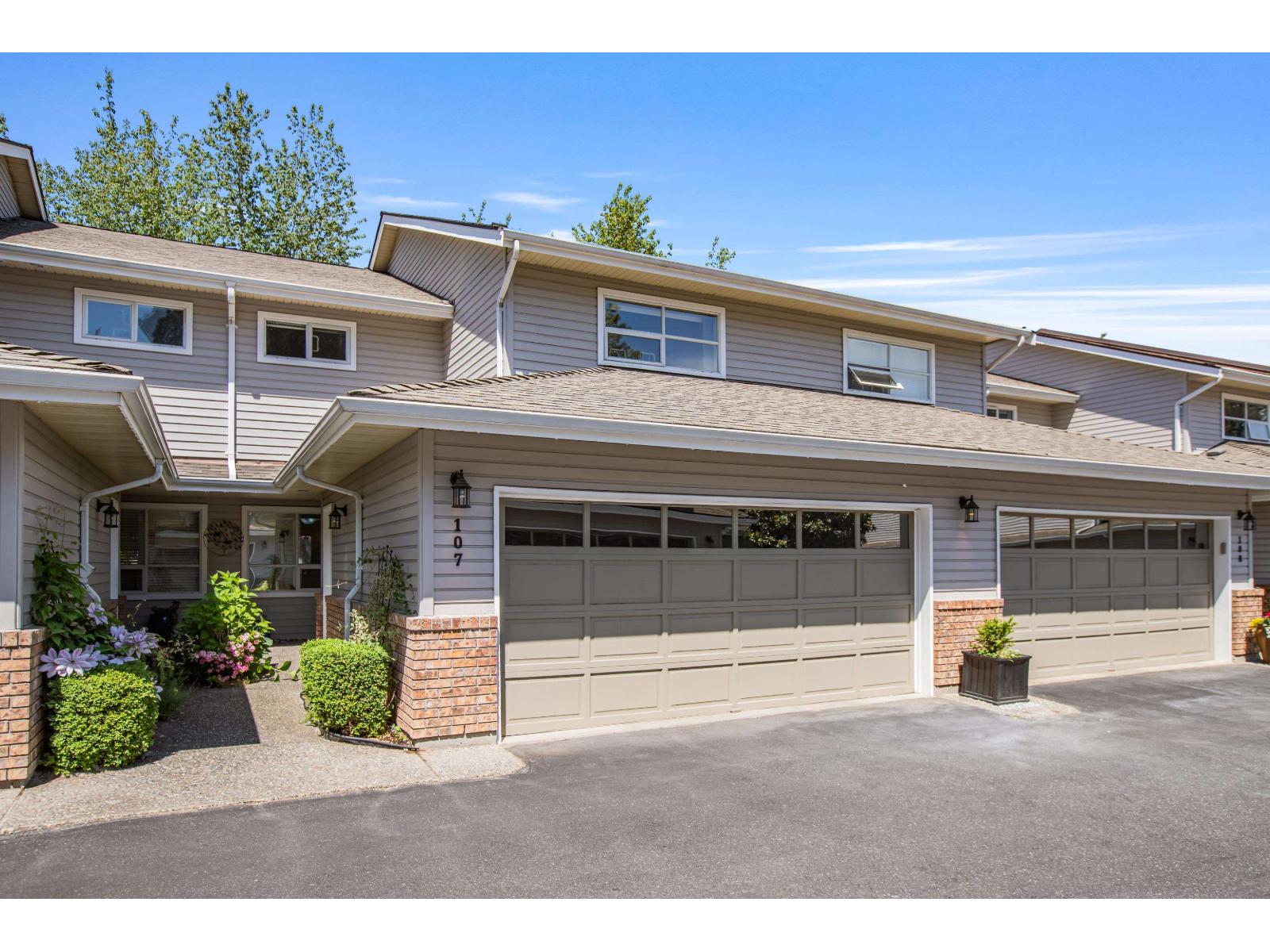 16350 14 Avenue Unit 107, Surrey, BC V4A 8J7