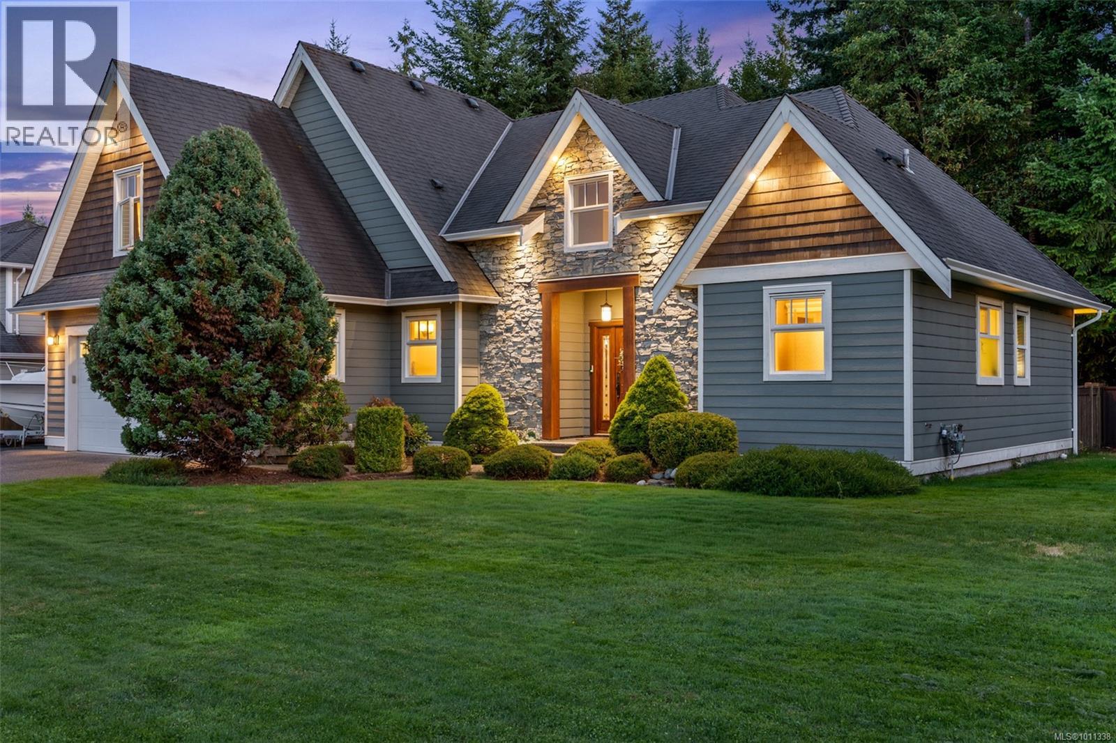 759 Cameleon Pl, Campbell River, BC V9H 0A7