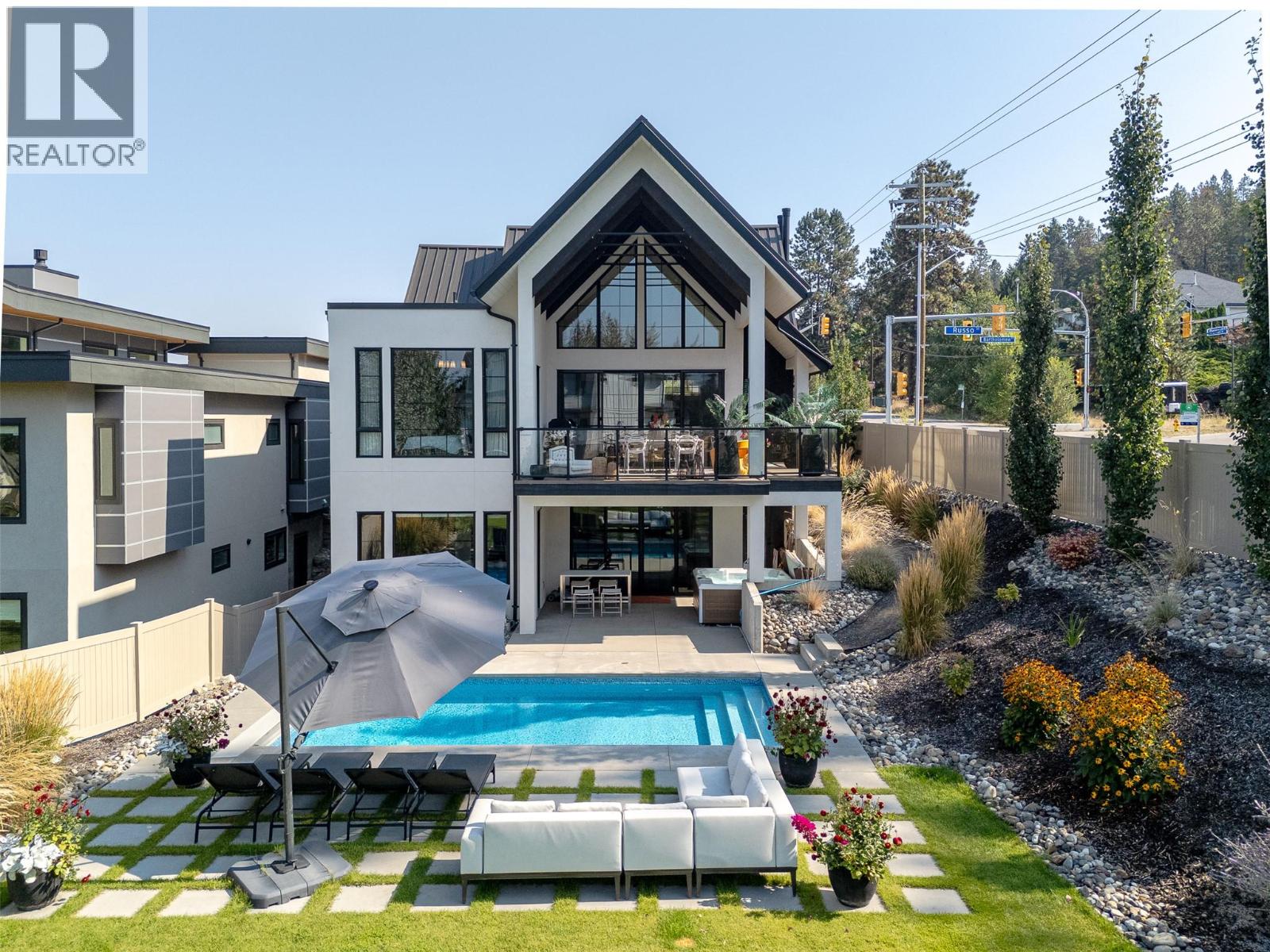 4324 Russo St, Kelowna, BC V1W 0B6