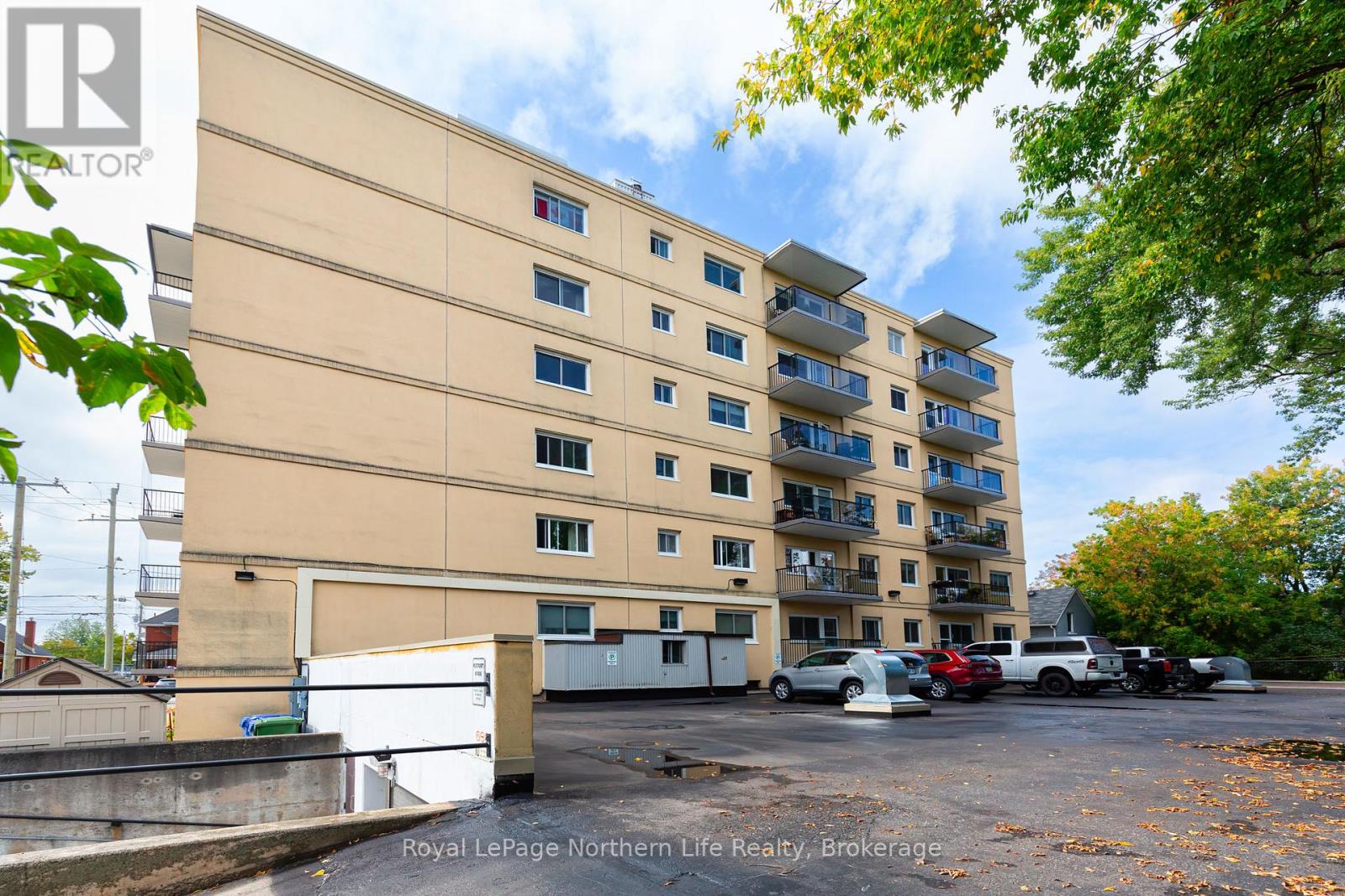 810 Main St W, North Bay, ON P1B 2V9