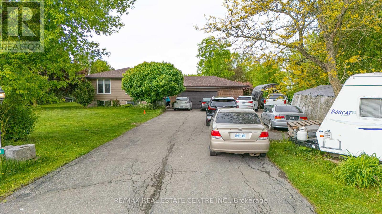 8136 Hornby Rd, Halton Hills, ON L0P 1E0