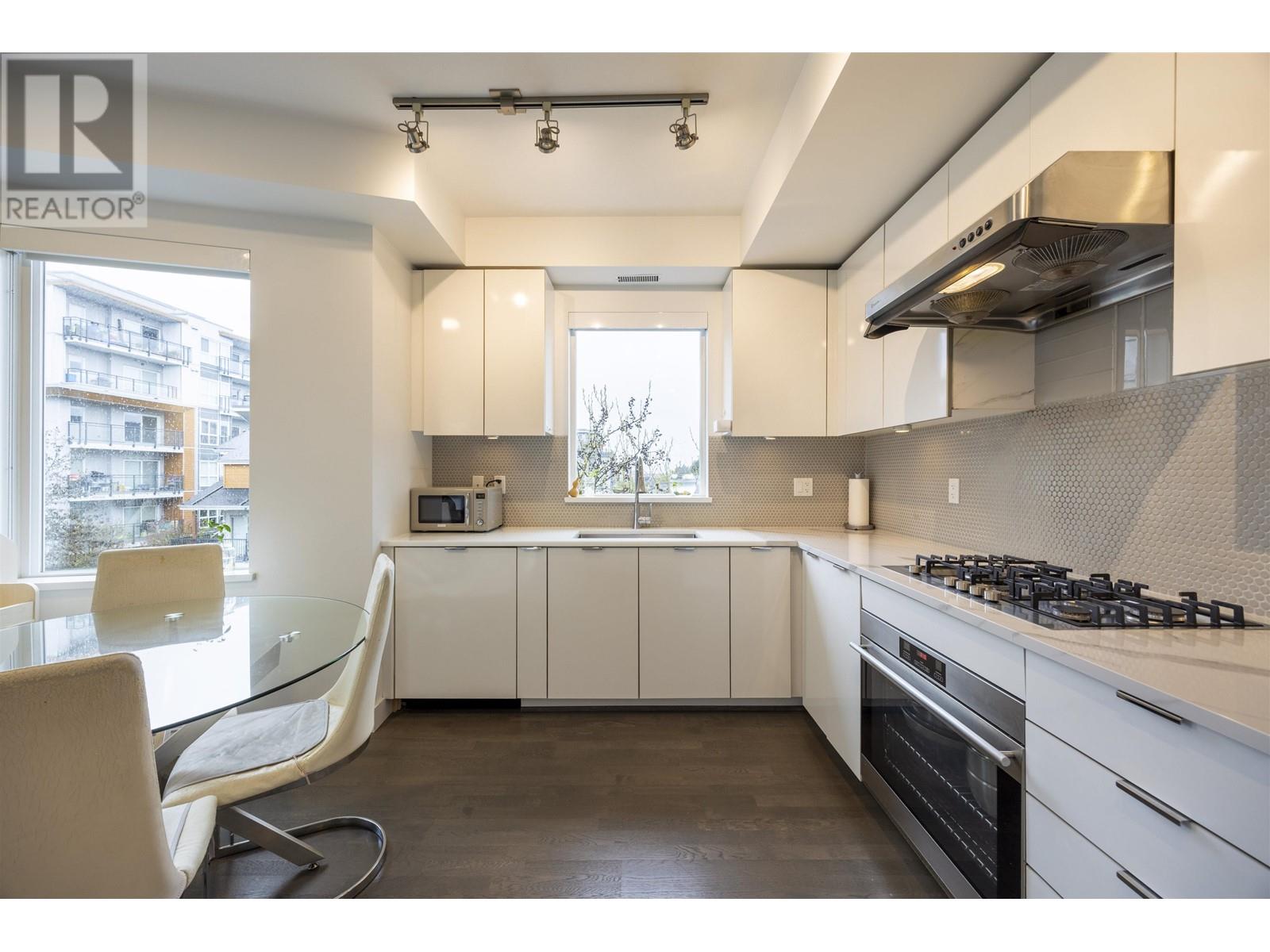 10011 River Drive Unit 312, Richmond, BC V6X 0N2