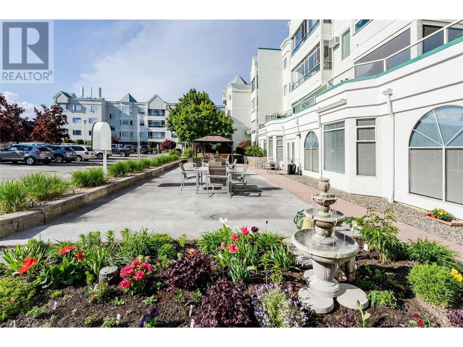 1329 Klo Road Unit 307, Kelowna, BC V1W 3N9