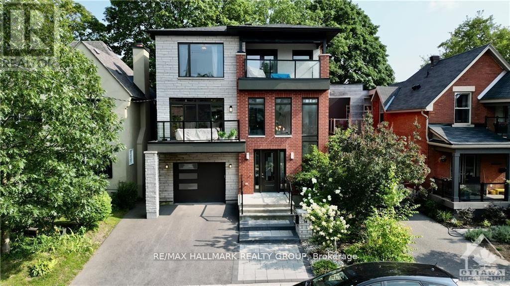 14 Thornton Ave, Ottawa, ON K1S 2R9