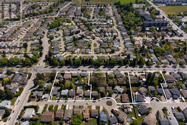 2909 Bouvette St, Kelowna, BC V1Y 3K5