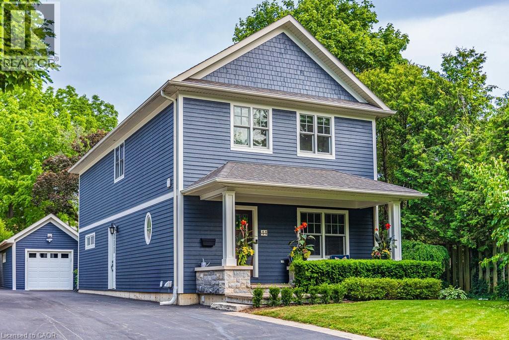 44 Head St, Oakville, ON L6K 1L5