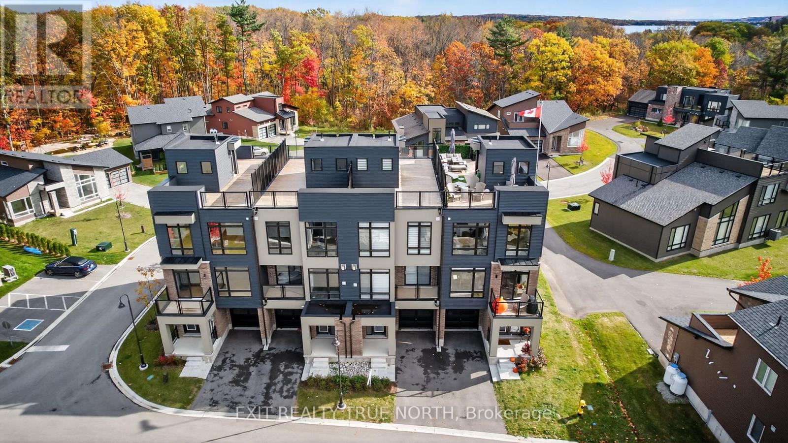 123 Marina Village Dr, Georgian Bay, ON L0K 1S0