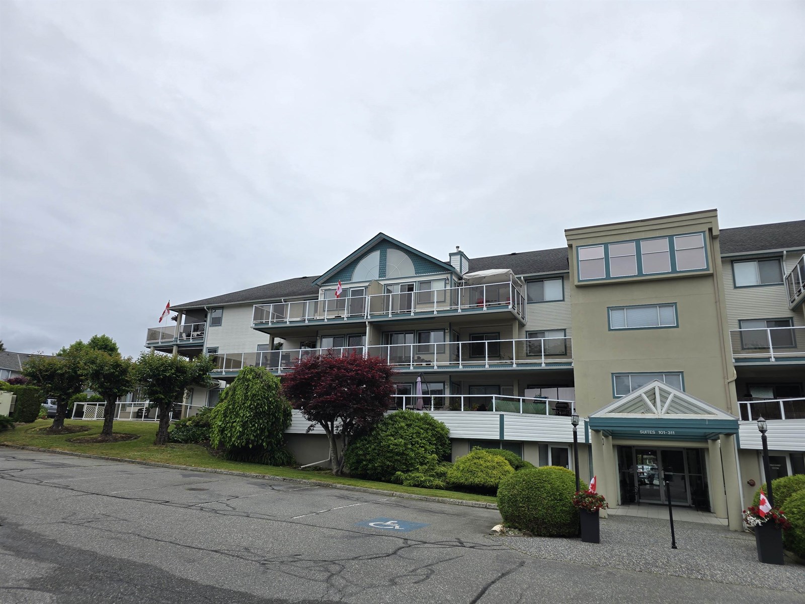 7500 Columbia Street Unit 201, Mission, BC V2V 4C1