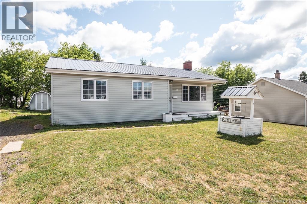 8 Copp St, Dieppe, NB E1A 2H1