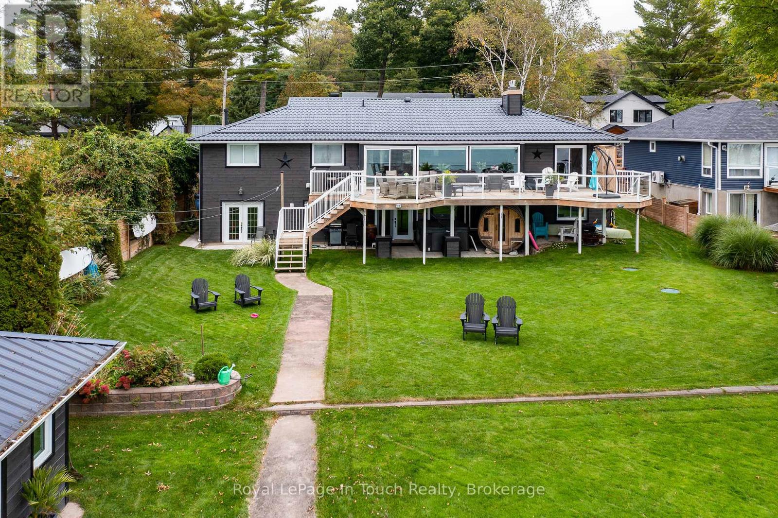 8 Tiny Beaches Rd S, Tiny, ON L0L 2J0
