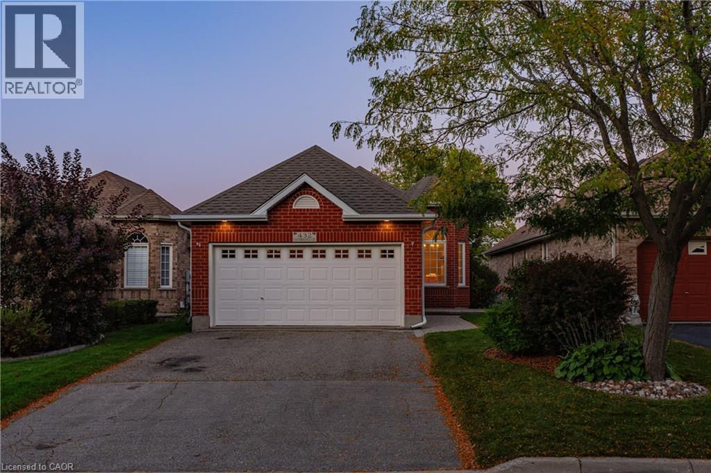 432 Sandbanks Cres, Waterloo, ON N2V 2J1
