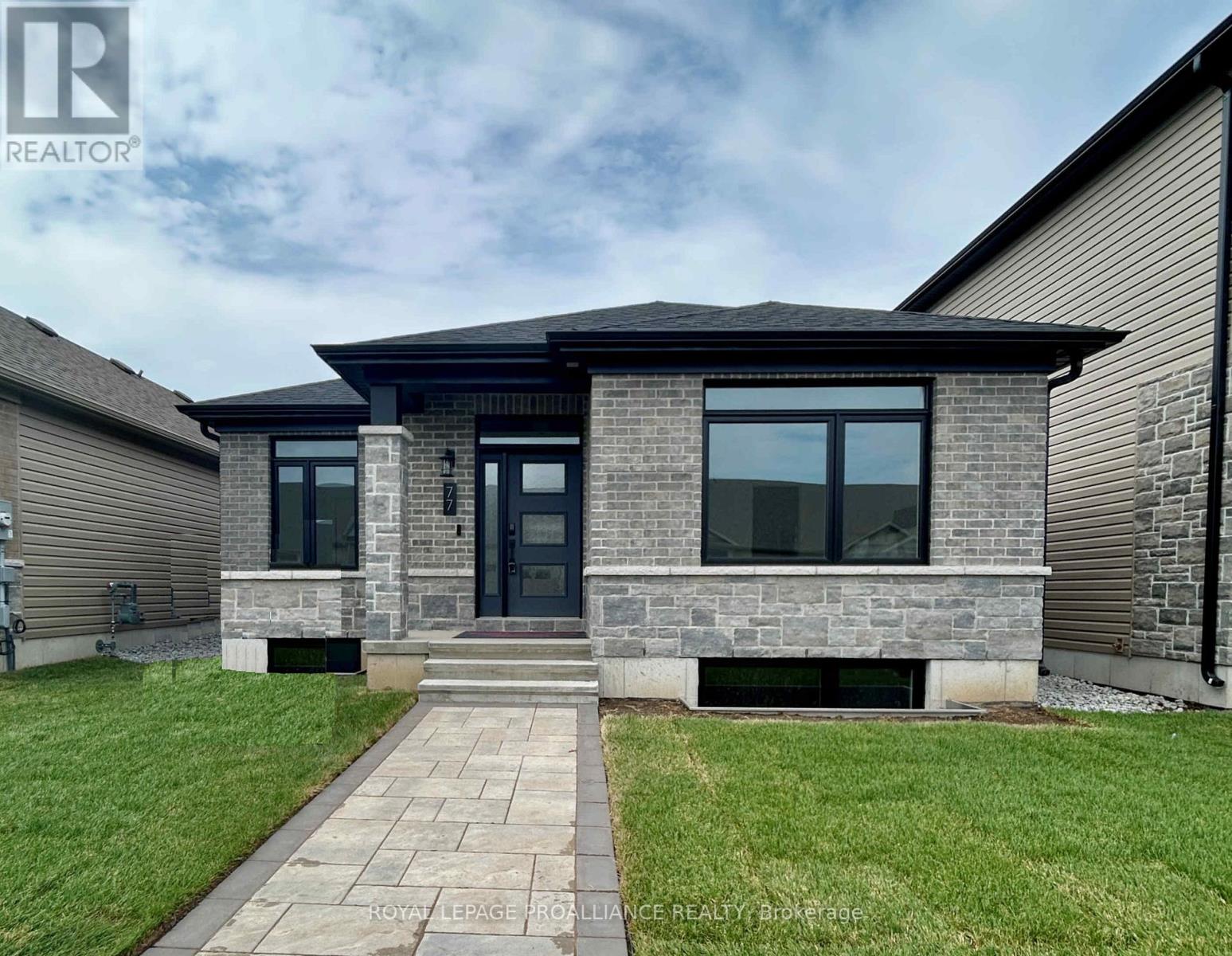 77 Athabaska Dr, Belleville Belleville Ward, ON K8N 0T1