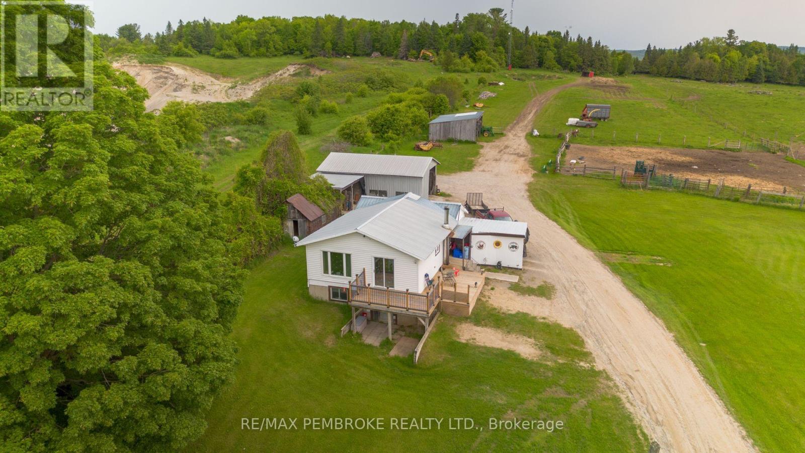 1744 Bromley Line, Whitewater Region, ON K0J 2L0