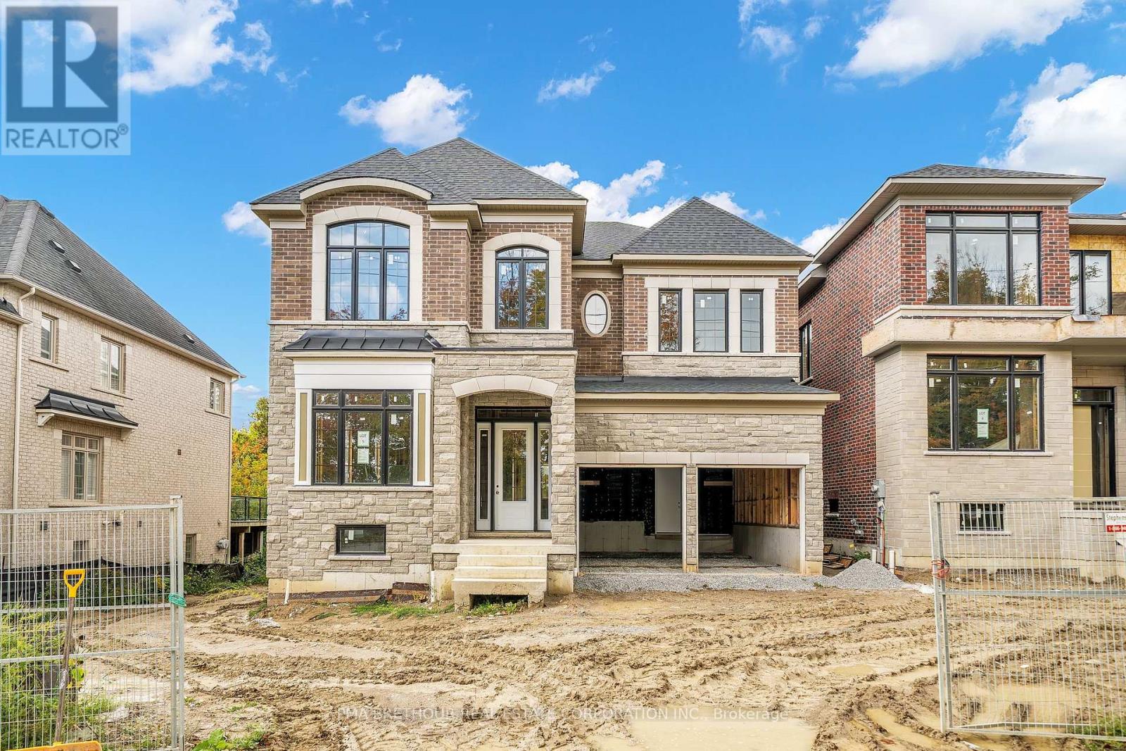 382 Riverside Dr, Ajax Central West, ON L1T 3S2